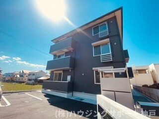 写真:ヴィヴァレス明石の外観