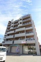パレ清水ヶ丘の外観