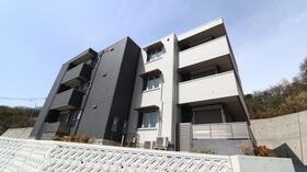 シャルマンヴィオラの外観