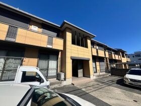 リファインド二ツ屋の外観