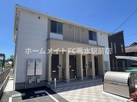 J・セレーノの外観