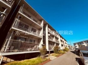 上高丸厚生年金住宅1号棟の外観