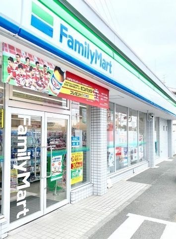 ファミリーマート 垂水泉が丘二丁目店