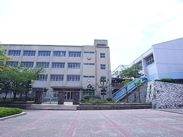 神戸市立高倉中学校