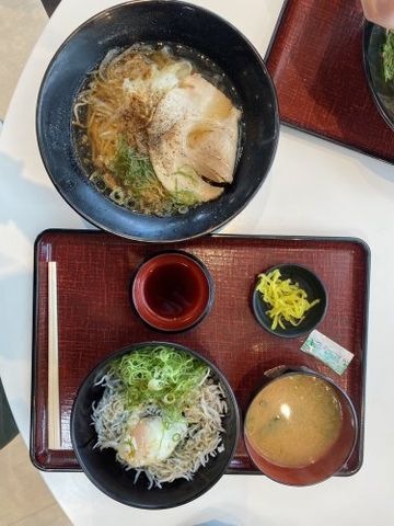 写真:淡路サービスエリア 上り売店