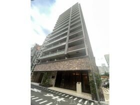 ラクラス本町東の外観
