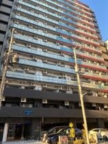 セレニテ難波グランデシュッドの外観