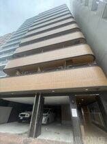 ドミール江戸堀の外観