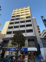 ディオレクレスト東心斎橋の外観