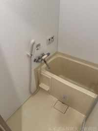 バス