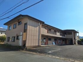 コーポリバーサイドの外観