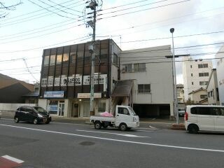 写真:STKビルの外観