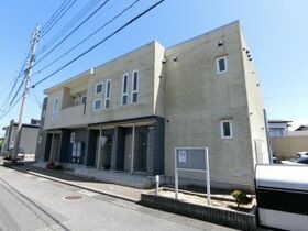 パインコーン 1番館の外観