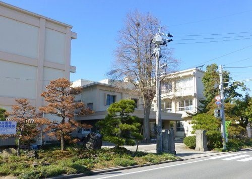 境港市立余子小学校