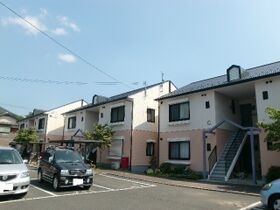 アゼリアコートCの外観