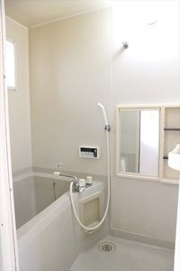 自動湯はり・追焚機能付き、いつでもバスタイムが楽しめます
