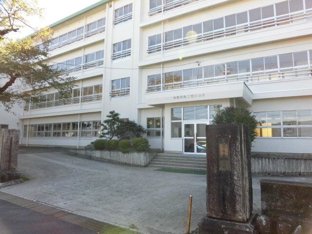 中津川市立西小学校