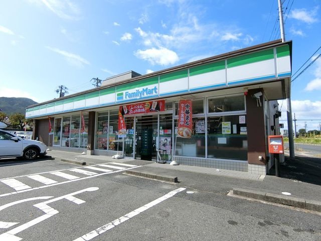 ファミリーマート 中津川手賀野店