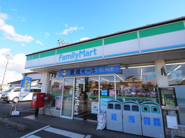 写真：ファミリーマート美濃加茂加茂川町店