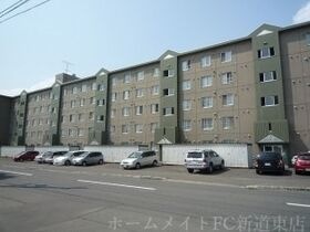 グランベルサの外観