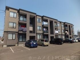 グラヴィスの外観