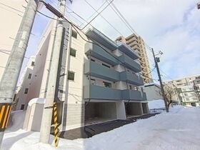 Ts COURT West13の外観