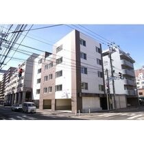 ビンゴファーストの外観