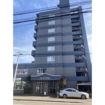 エレガンス円山の外観