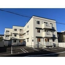 タウンハウス山鼻の外観