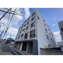 CRESCENDO 苗穂駅前の外観