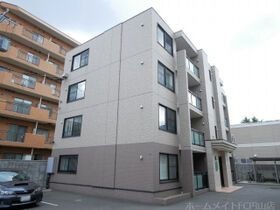 アヴァンセ旭ヶ丘の外観