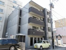 Luxe 山鼻の外観
