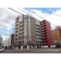 Couleur Court Yamahanaの外観