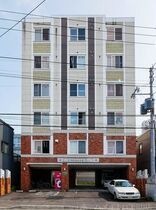 E-horizon山鼻の外観