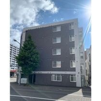 プレシェルト創成川イーストA棟の外観