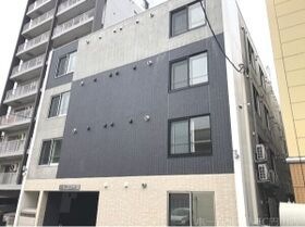 ミラネーゼ大通東 南館の外観