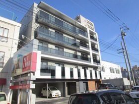 Harness南11条の外観