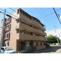フォレスト神宮前の外観