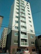 フランセジュール裏参道の外観