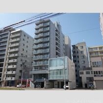 南1西18ビルの外観