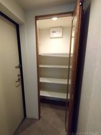 奥行きのあるシューズボックス♪