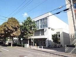 伏見中学校
