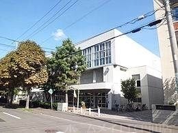 伏見中学校