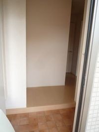 毎日通る玄関はこちらです