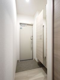 落ち着いた玄関です