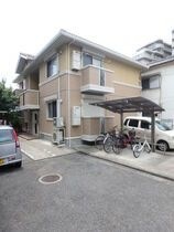 コーポラス鞍作の外観