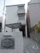 ラフィーネ クローバーの外観