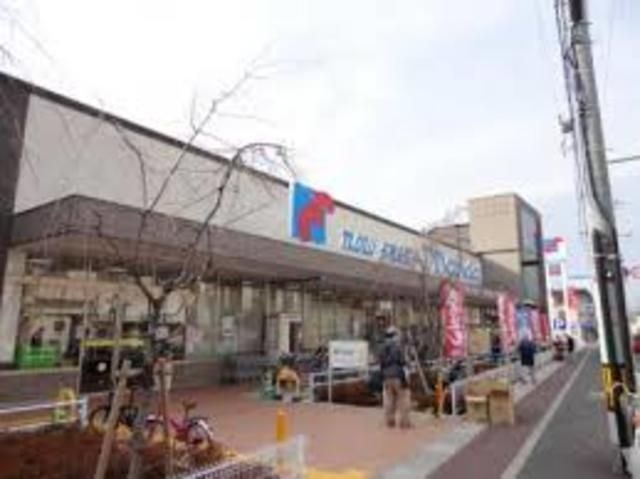 万代中小阪店