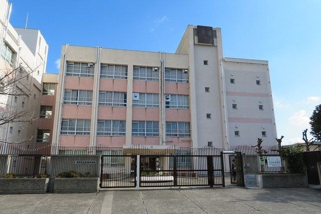 大阪市立矢田中学校