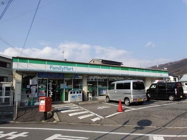 ファミリーマート法善寺駅東店